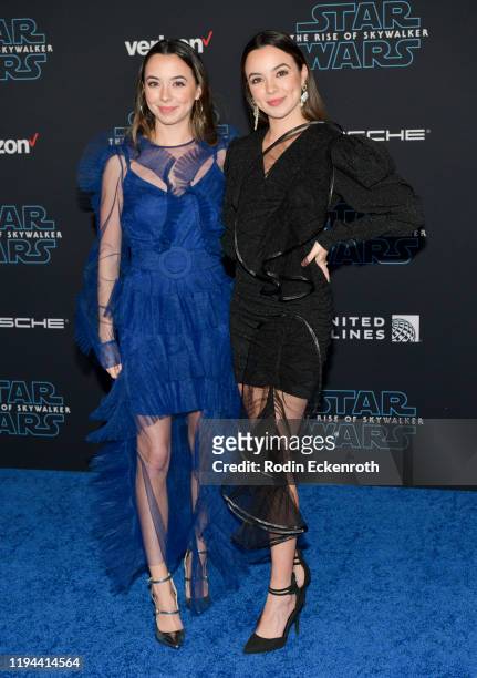 Veronica Jo Merrell and Vanessa Jo Merrell attend the Premiere of Disney's "Star Wars: The Rise Of Skywalker" on December 16, 2019 in Hollywood,...