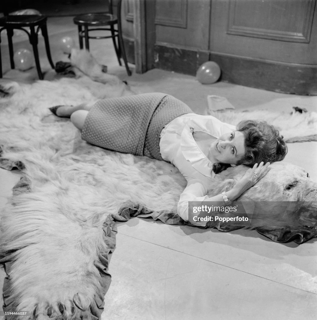English Actress Pat Phoenix Who Plays The Role Of Elsie Tanner In english-actress-pat-phoenix-who-plays-the-role-of-elsie-tanner-in