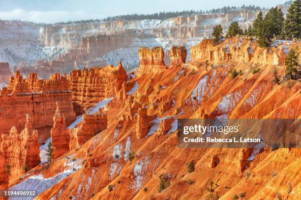 a view toward the sunset point overlook - sunset point stock pictures, royalty-free photos & images