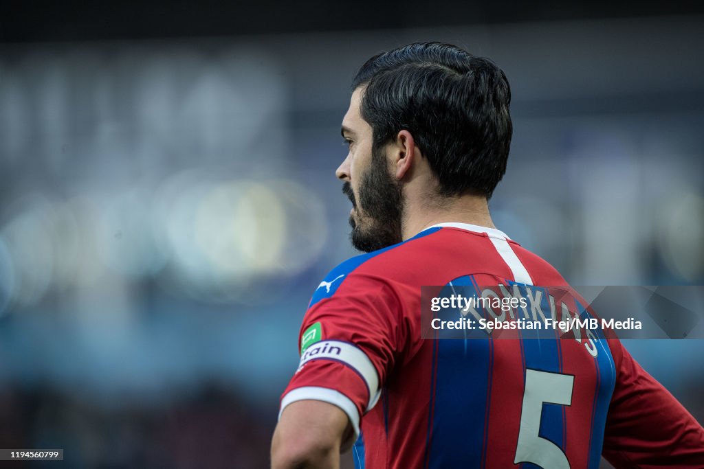 Manchester City v Crystal Palace - Premier League
