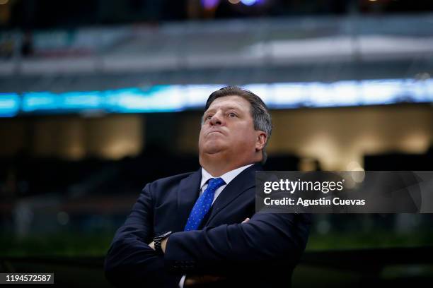 Miguel Herrera coach of America looks on during the 2nd round match between America and Tigres UANL as part of the Torneo Clausura 2020 Liga MX at...