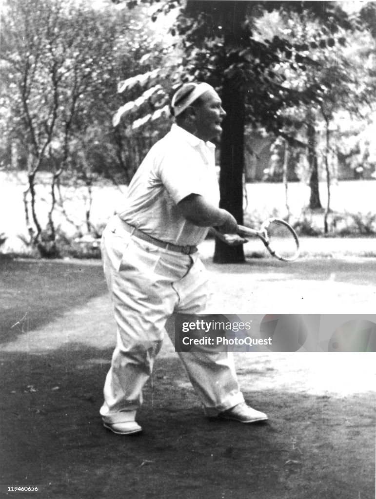 Goering Plays Tennis