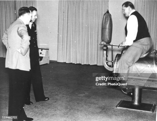 Goering Body 841 Adolf Hitler Hermann Goering Photos & High Res Pictures - Getty Images