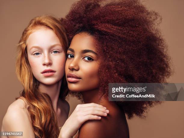 she is my best friend - human hair stock pictures, royalty-free photos & images