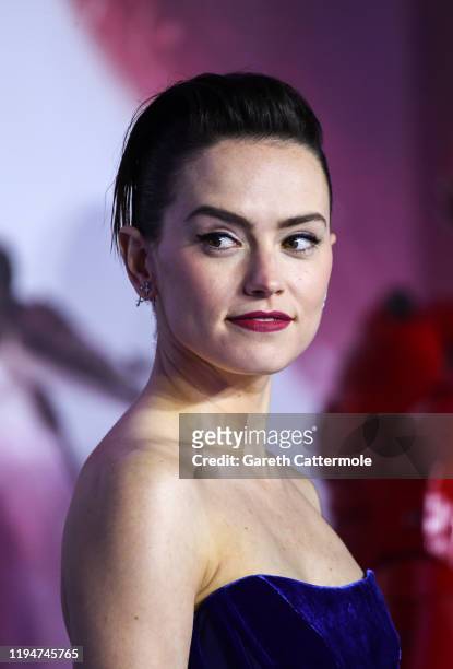 Daisy Ridley attends the European premiere of "Star Wars: The Rise of Skywalker" at Cineworld Leicester Square on December 18, 2019 in London,...