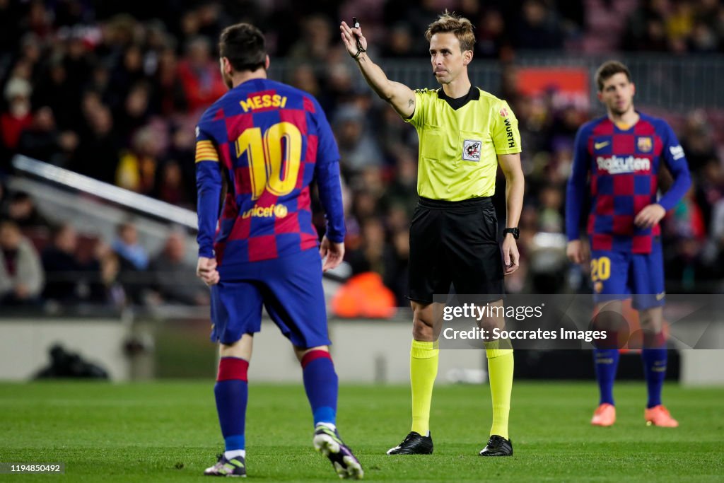 FC Barcelona v Granada - La Liga Santander