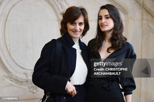 French model and fashion designer Ines de la Fressange and her daughter Nine Marie d'Urso pose during the photocall ahead of the Dior Women's...