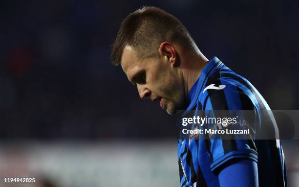 Josip Ilicic of Atalanta BC shows his dejection during the Serie A match between Atalanta BC and SPAL at Gewiss Stadium on January 20, 2020 in...