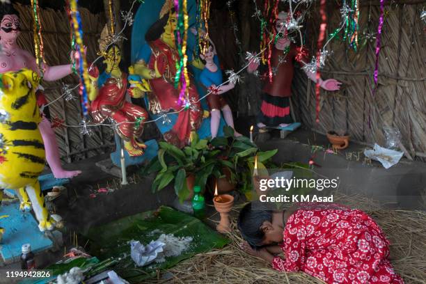 Bonbibi Image 1,350 Sundarbans Bangladesh Stock Photos, High-Res Pictures, and Images ...