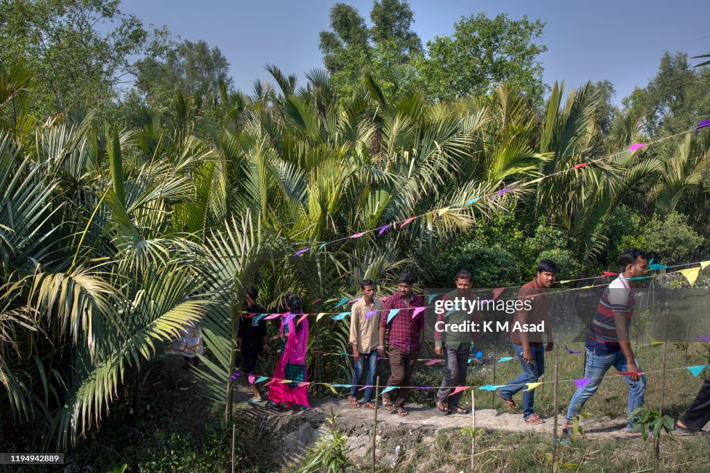 Bobibi People come to celebrate Bonbibi festival at Sundarbans forest in ...