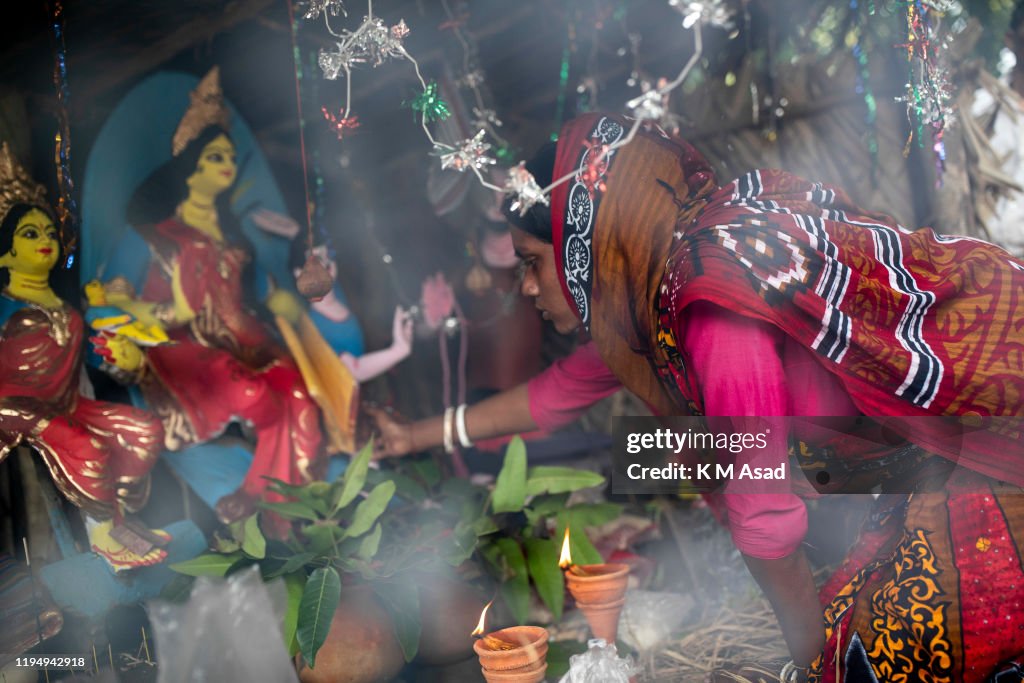 Bonbibi Image A Hindu woman prays to God as she celebrates the Bonbibi festival at ...