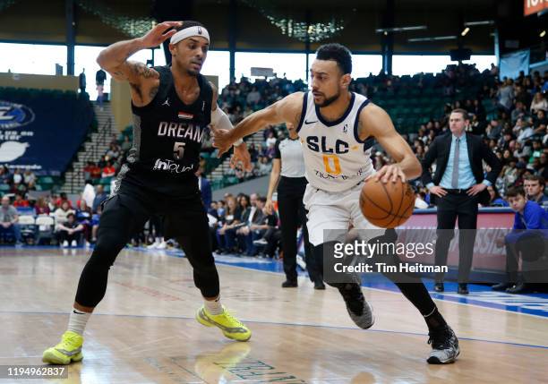Nigel Williams-Goss of the Salt Lake City Stars drives against Brandon Fields of the Texas Legends during the second quarter on January 20, 2020 at...