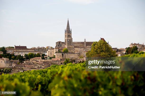 saint-émilion - bordeaux stock pictures, royalty-free photos & images
