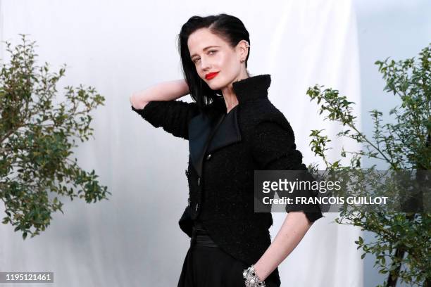 French actress Eva Green poses during the photocall prior to the Chanel Women's Spring-Summer 2020/2021 Haute Couture collection fashion show in...