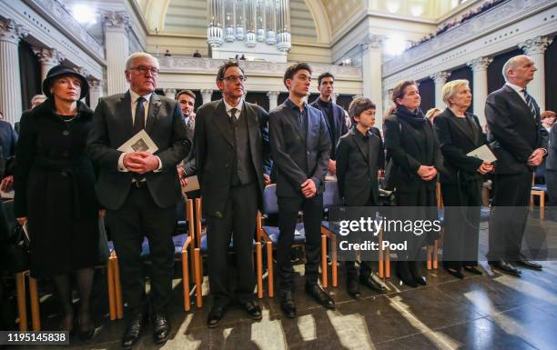 Dietmar Woidke, Ingrid Stolpe and family attend a memorial service for recently deceased Manfred Stolpe at the Nicholas Church on January 21, 2020 in...