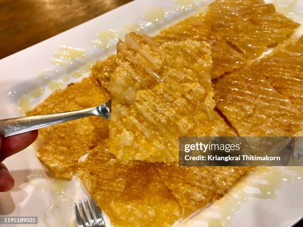 Crispy Mon Roti Crispy Roti Photos and Premium High Res Pictures - Getty Images