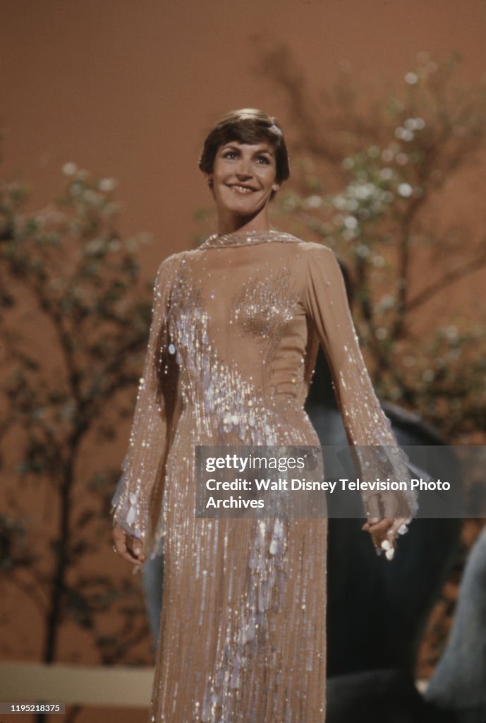 El Reddy Helen Reddy performing on the ABC tv special 'The Helen Reddy... News ...