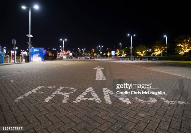 channel tunnel terminal, uk - leaf border stock pictures, royalty-free photos & images