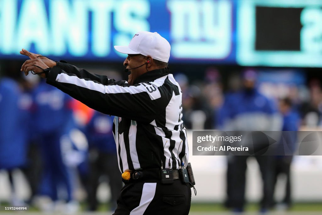 Miami Dolphins v New York Giants