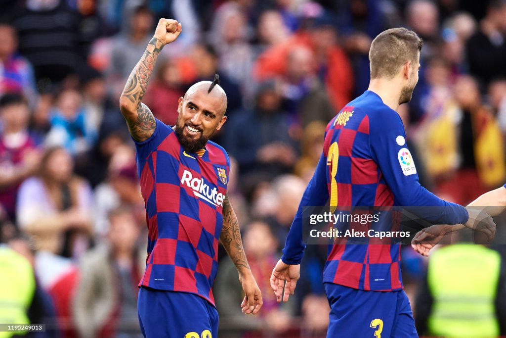 FC Barcelona v Deportivo Alaves - La Liga