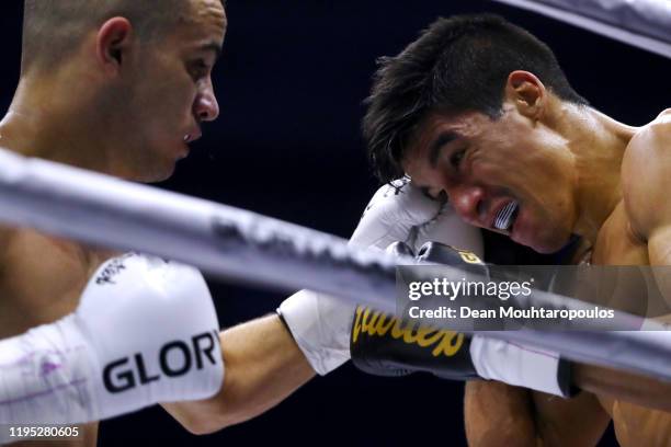 Zakaria Zouggary of Morocco and Asa Ten Pow of USA battle during their Featherweight kickboxing bout at GLORY 74 Arnhem / Collision 2 prior to the...