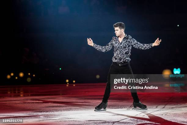 Javier Raya 119 Javier Raya Photos & High Res Pictures - Getty Images