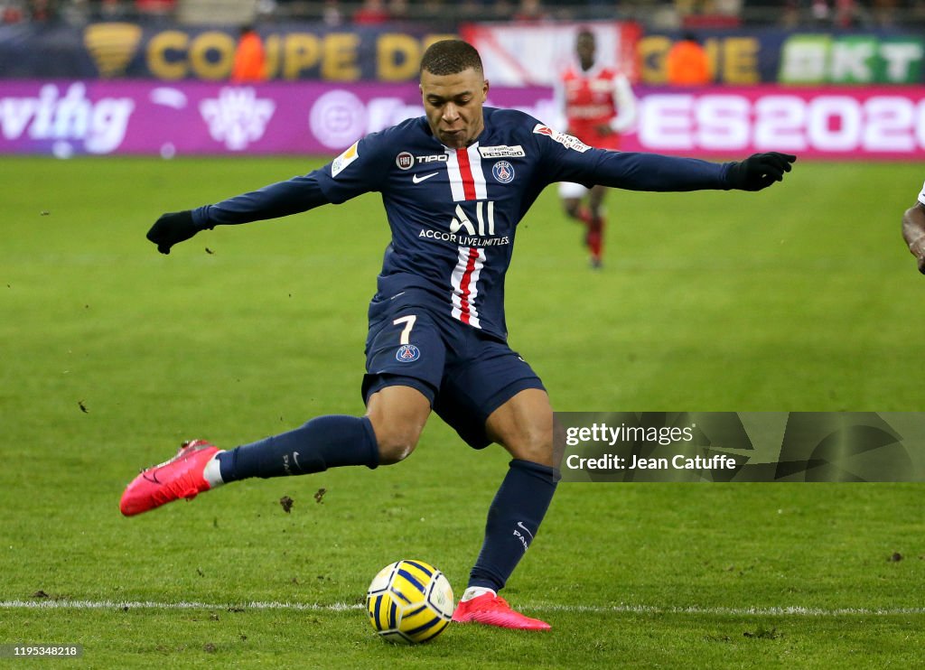 Stade de Reims v Paris Saint-Germain - League Cup