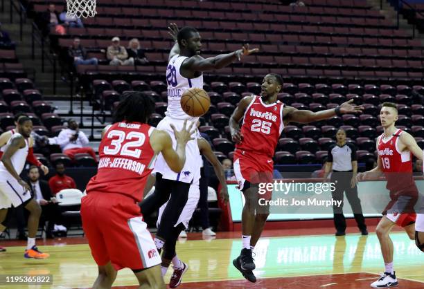 Marquis Teague of of the Memphis Hustle passes the ball to Rahlir Hollis-Jefferson of the Memphis Hustle against Christ Koumadje of the Delaware Blue...