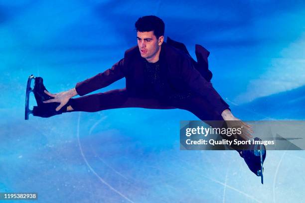 Javier Raya Javier Raya Photos and Premium High Res Pictures - Getty Images