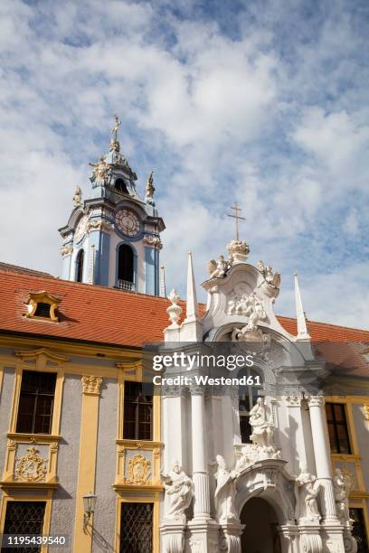 austria, lower austria, wachau, durnstein, durnstein abbey, collegiate church - dürnstein stock pictures, royalty-free photos & images