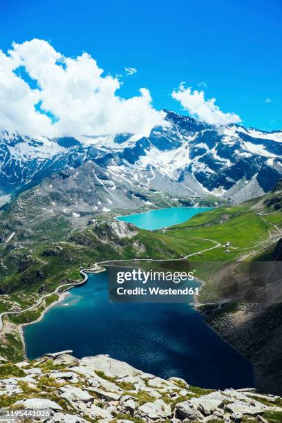 italy, piedmont, gran paradiso national park, high angle view of italian alps and lakes - parco nazionale del gran paradiso stock-fotos und bilder