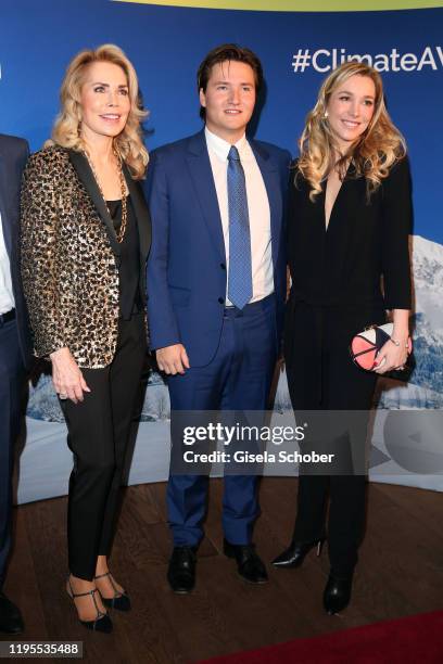 Princess Gabriele of Leiningen and her son Aly Muhammad Prince Aga Khan, and his half sister Princess Theresa of Leiningen during the Schwarzenegger...