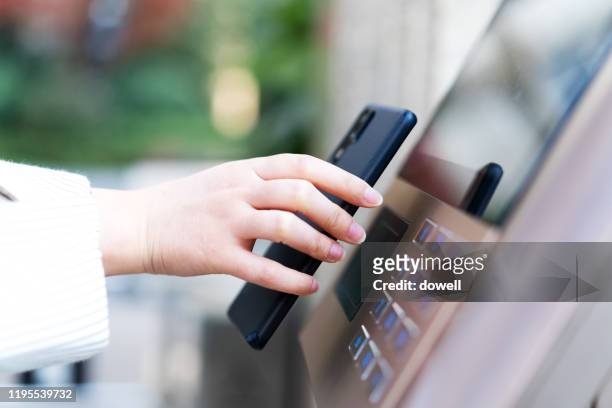 using smart phone open door - access control stock pictures, royalty-free photos & images