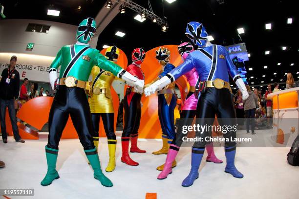 Power Ranger Comic Con 40 Ca: Power Rangers Samurai At 2011 San Diego Comic Con International ...