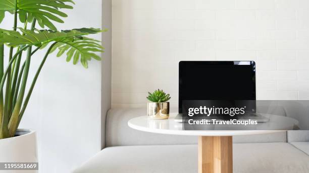 laptop computer blank screen on table in cafe background. laptop with blank screen on table of coffee shop blur background. - laptop on white background stock pictures, royalty-free photos & images