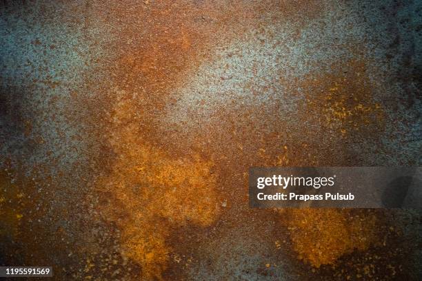 rust surface. close up of black rust on an old sheet of metal texture. high quality grunge rusty old and dirty metal plate. iron surface full area. - background pattern - rusty stock-fotos und bilder