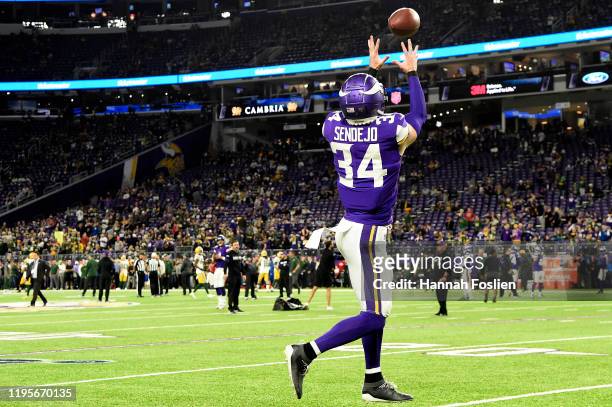 Strong safety Andrew Sendejo of the Minnesota Vikings warms up before the game against the Green Bay Packers at U.S. Bank Stadium on December 23,...