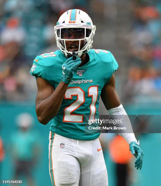 932 Eric Rowe Photos & High Res Pictures - Getty Images