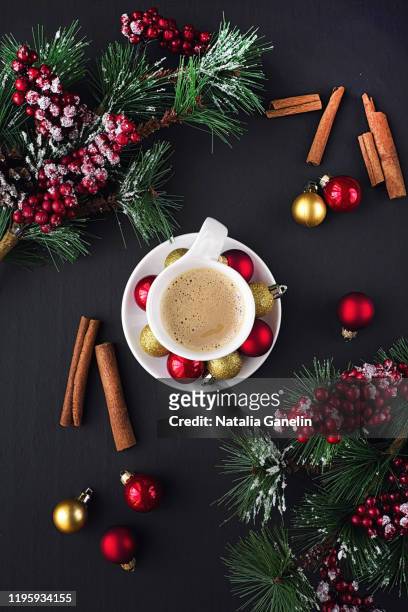 christmas with a cup of coffee - christmas coffee imagens e fotografias de stock