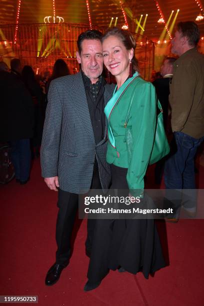 Actor Max Tidof and Lisa Seitz attend the premiere of the Circus Krone new winter program on December 25, 2019 in Munich, Germany.