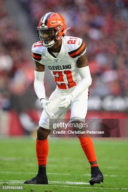 Cornerback Denzel Ward of the Cleveland Browns during the NFL game against the Arizona Cardinals at State Farm Stadium on December 15, 2019 in...