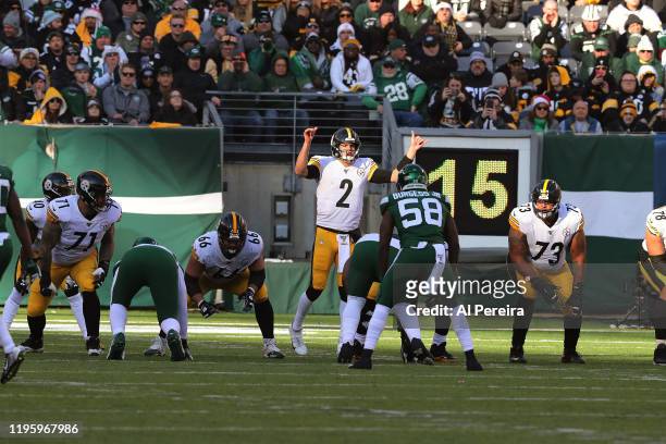 Quarterback Mason Rudolph of the Pittsburgh Steelers calls a play against the New York Jets in the first half at MetLife Stadium on December 22, 2019...