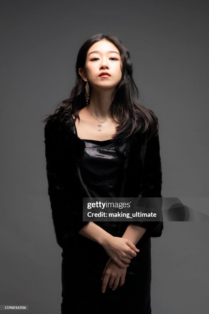 A fashion Chinese beauty in a studio