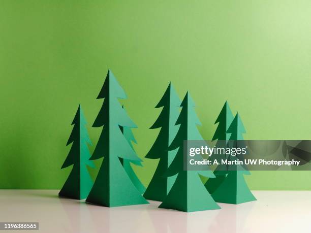 green forest - sky and trees green leaf illustration foto e immagini stock
