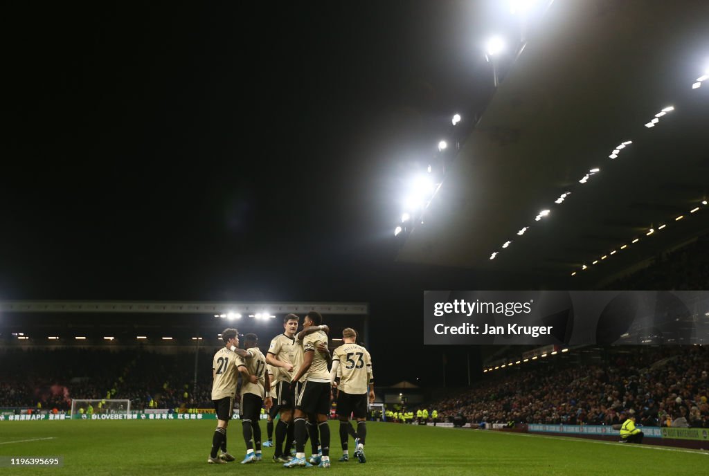 Burnley FC v Manchester United - Premier League