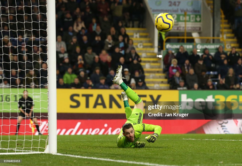 Burnley FC v Manchester United - Premier League