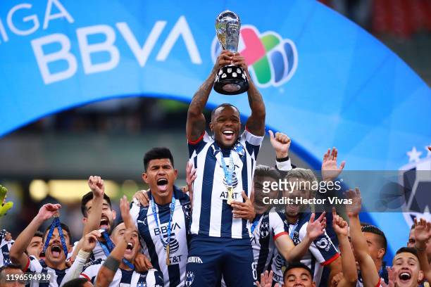 Dorlan Pabon of Monterrey celebrates with the champions trophy after the Final second leg match between America and Monterrey as part of the Torneo...