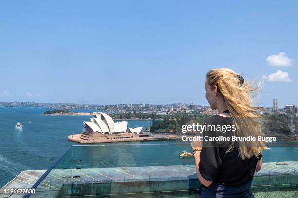 sydney opera house, sydney, australie - opéra style musical photos et images de collection