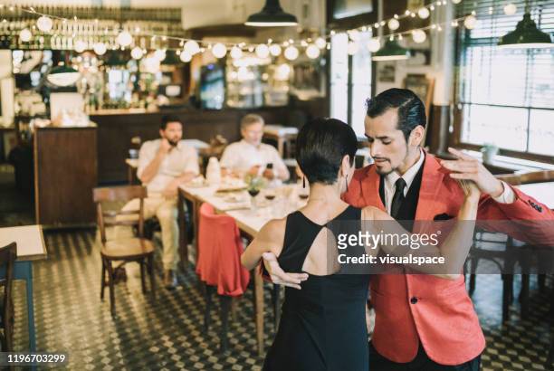 tango dancers - argentina food imagens e fotografias de stock