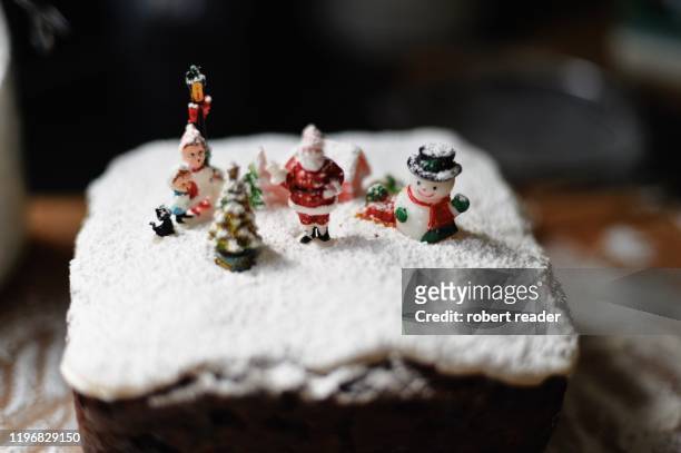 christmas cake - christmas cake bildbanksfoton och bilder